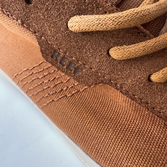 Reef Tan Sneakers - Picture 3 of 6